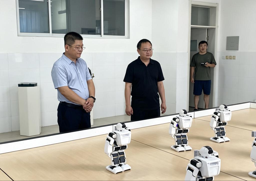 副院长王世江一行6人