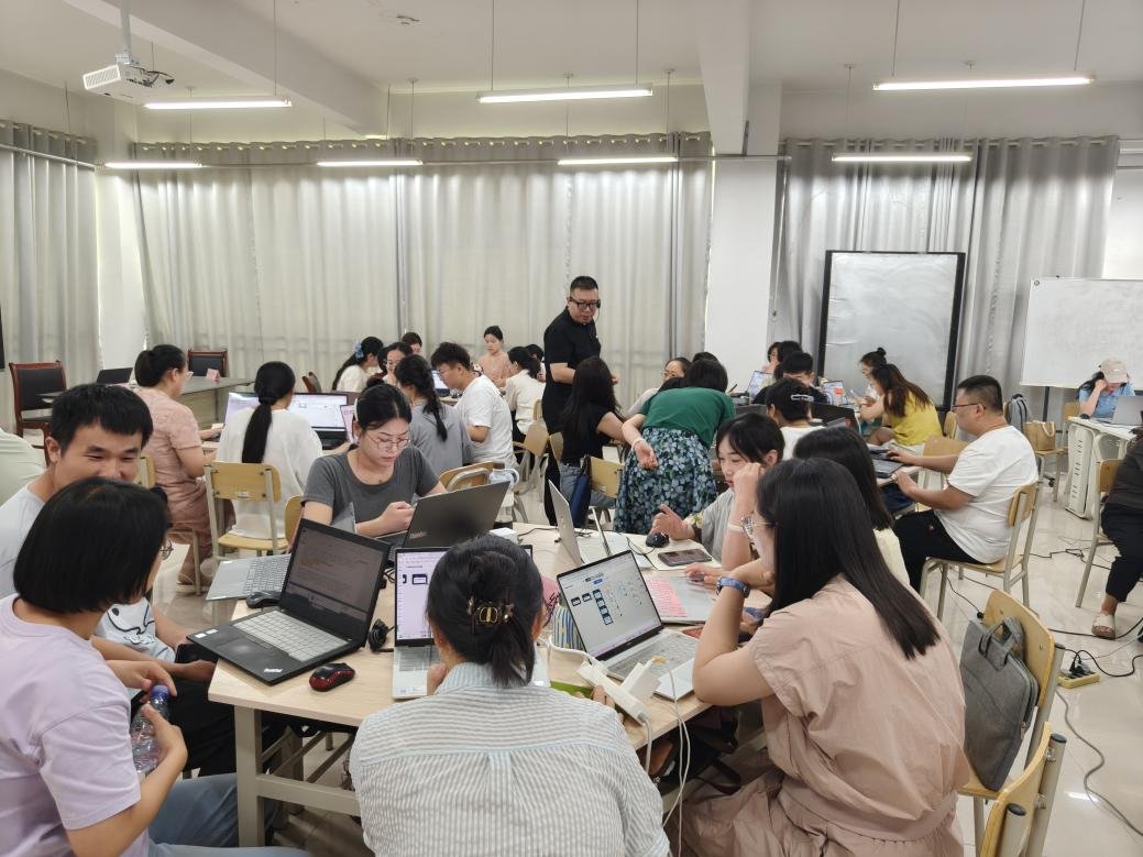 切实提升课程智慧化建设水平