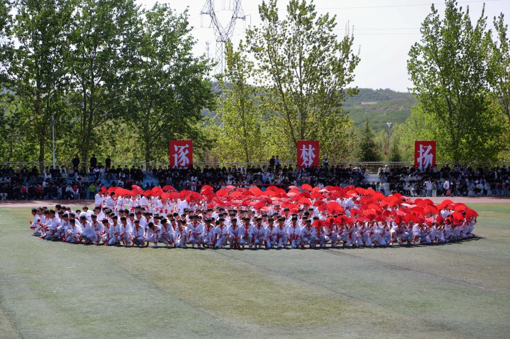尽显烟汽学子为建设“双高”校拼搏进取